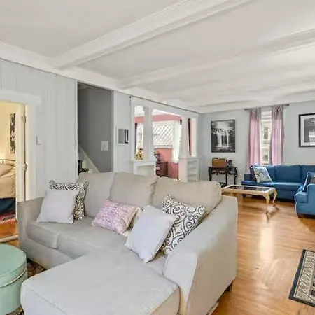 Walk To State Park, 6Bed,Hot Tub & Game Room
